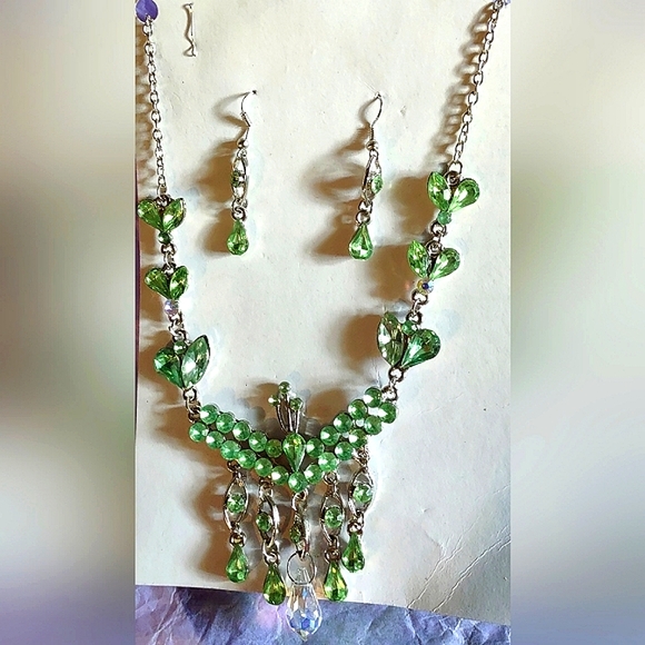 Peridot Crystal Necklace Set Of 2 - Picture 7 of 13
